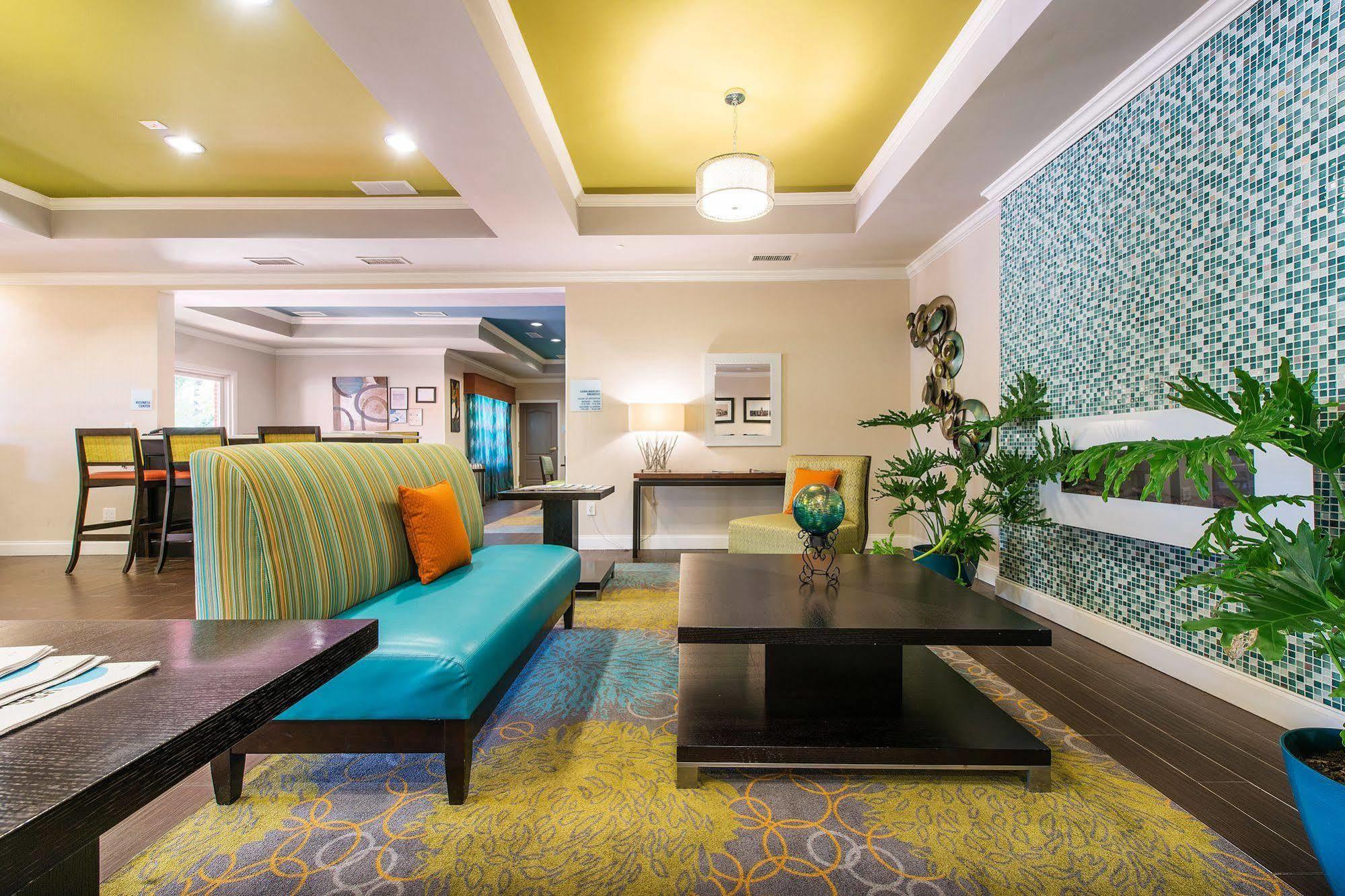 Express & I-85 By Ihg 2* LaGrange